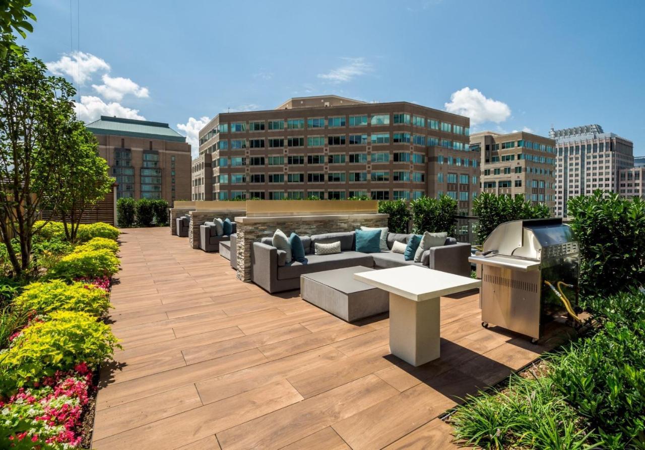 Global Luxury Suites At Reston Town Center Exterior photo