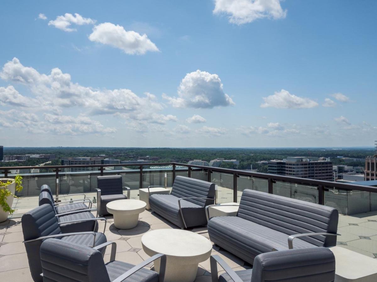 Global Luxury Suites At Reston Town Center Exterior photo